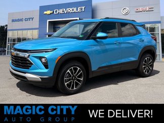 New 2025 Chevrolet TrailBlazer LT w/ Convenience Package image 1