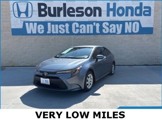 Used 2025 Toyota Corolla LE image 1