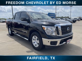 Used 2018 Nissan Titan SV w/ SV Convenience Package image 1