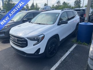 Used 2020 GMC Terrain SLT w/ Preferred Package image 1