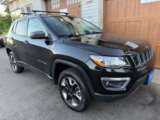 Used 2018 Jeep Compass Trailhawk image 1