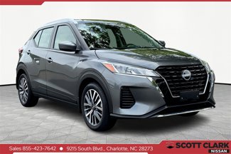 Used 2023 Nissan Kicks SV image 1