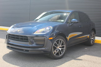 Certified 2022 Porsche Macan image 1