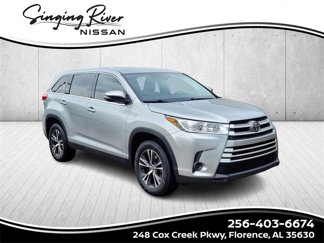 Used 2019 Toyota Highlander LE image 1