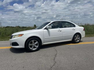 Used 2010 Kia Optima LX image 1