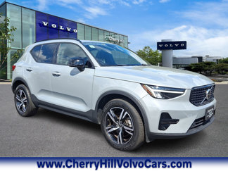 Certified 2024 Volvo XC40 B5 Core w/ Protection Package Premier image 1