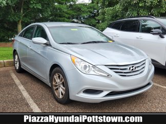 Used 2013 Hyundai Sonata GLS image 1