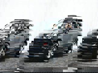 Certified 2021 Porsche Macan image 1