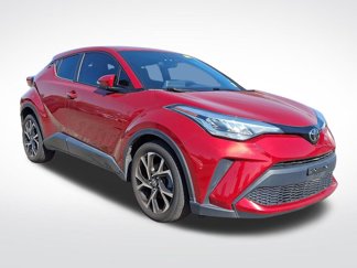 Used 2020 Toyota C-HR XLE image 1