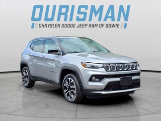 Used 2022 Jeep Compass Limited image 1