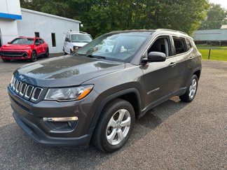Used 2018 Jeep Compass Latitude w/ Popular Equipment Group image 1