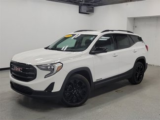 Used 2021 GMC Terrain SLE w/ Driver Convenience Package image 1