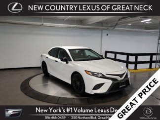 Used 2020 Toyota Camry SE image 1