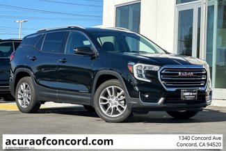 Used 2022 GMC Terrain SLT image 1