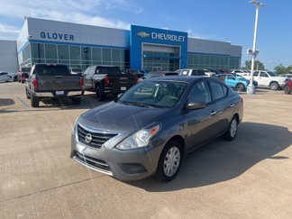 Used 2019 Nissan Versa SV image 1