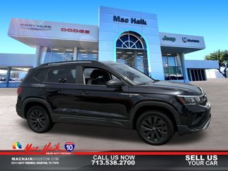 Used 2022 Volkswagen Taos S image 1