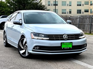 Used 2018 Volkswagen Jetta SEL image 1