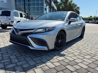 Used 2022 Toyota Camry XSE image 1
