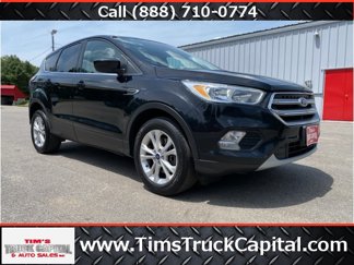 Used 2017 Ford Escape SE image 1