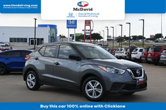 Used 2020 Nissan Kicks S image 1