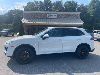 Used 2016 Porsche Cayenne image 1