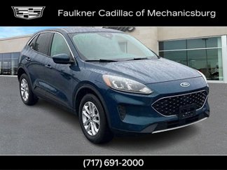 Used 2020 Ford Escape SE image 1