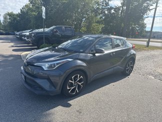 Used 2018 Toyota C-HR XLE image 1