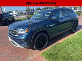 Used 2022 Volkswagen Atlas Cross Sport SE image 1