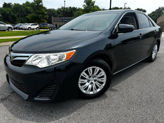 Used 2012 Toyota Camry SE image 1