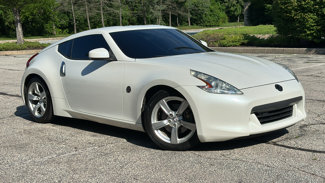 Used 2011 Nissan 370Z Coupe image 1