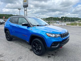 Used 2023 Jeep Compass Trailhawk image 1