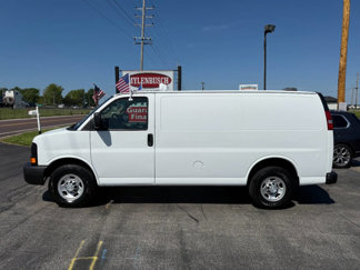 Used 2016 Chevrolet Express 2500 image 1