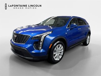 Used 2023 Cadillac XT4 Luxury w/ Cold Weather Package image 1
