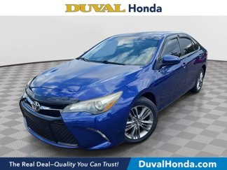 Used 2016 Toyota Camry SE image 1