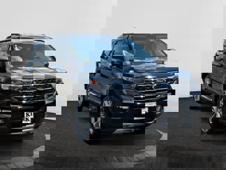 Used 2022 Ford Explorer XLT w/ Equipment Group 202A image 1