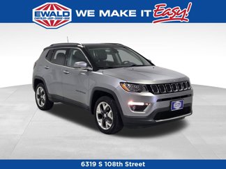 Certified 2018 Jeep Compass Limited image 1