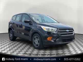 Used 2017 Ford Escape S image 1