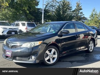 Used 2012 Toyota Camry SE image 1