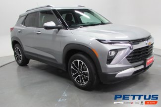 Used 2024 Chevrolet TrailBlazer LT w/ Driver Confidence Package image 1