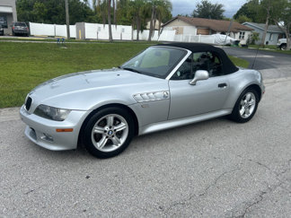 Used 2000 BMW Z3 2.5i image 1