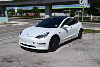 Used 2020 Tesla Model 3 Standard Range Plus image 1