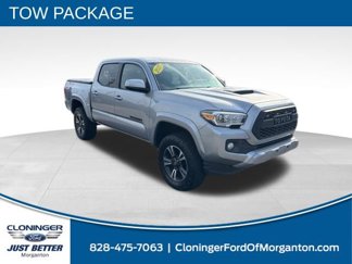 Used 2017 Toyota Tacoma SR video 1