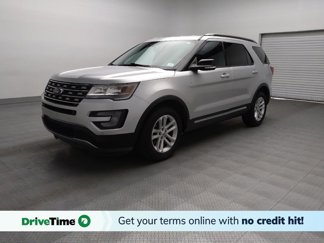 Used 2017 Ford Explorer XLT w/ Equipment Group 202A image 1