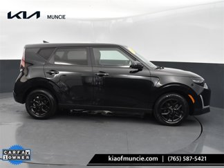 Used 2023 Kia Soul LX w/ LX Technology Package image 1