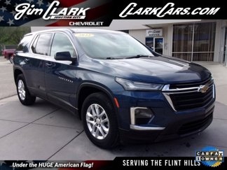Used 2022 Chevrolet Traverse LS image 1