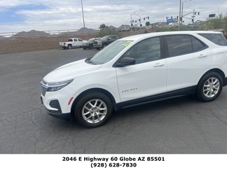 Used 2022 Chevrolet Equinox LS image 1