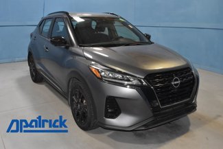 Used 2023 Nissan Kicks SR image 1