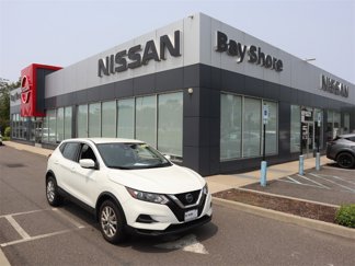 Certified 2022 Nissan Rogue Sport S image 1