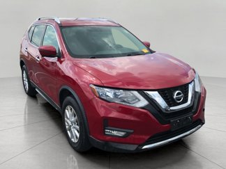 Used 2017 Nissan Rogue SV image 1