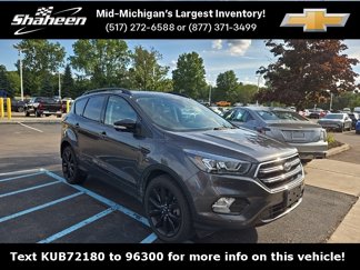 Used 2019 Ford Escape Titanium image 1